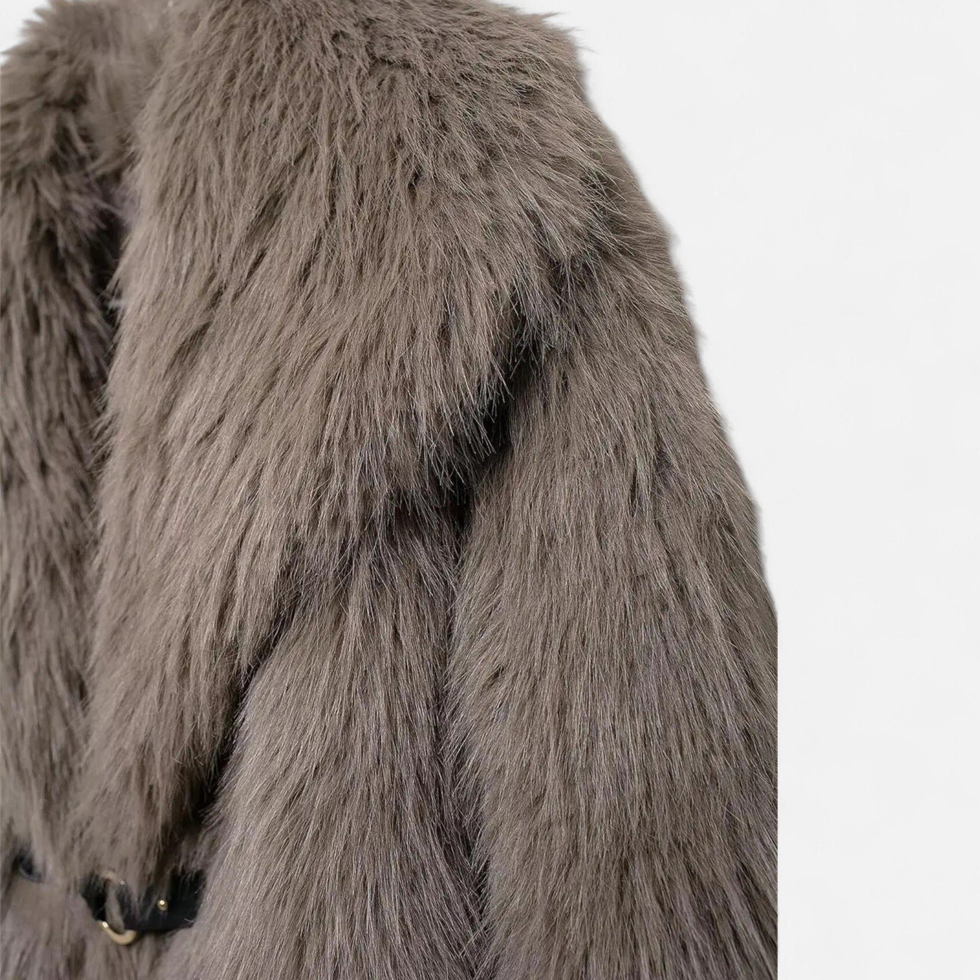 Norelle Co| Women’s Faux Fur Coat – Winter Street Elegance