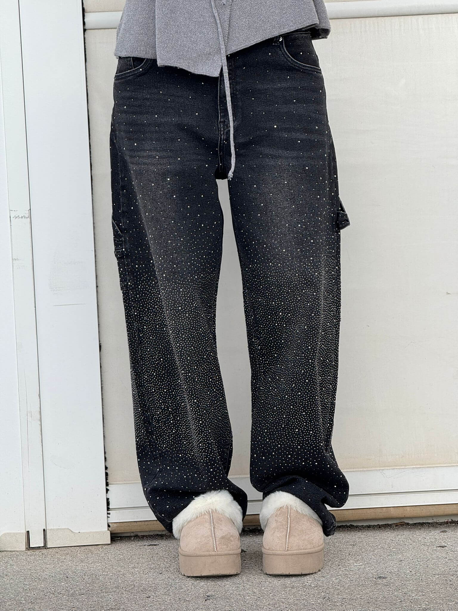 Balloon carpenter shiny denim jeans
