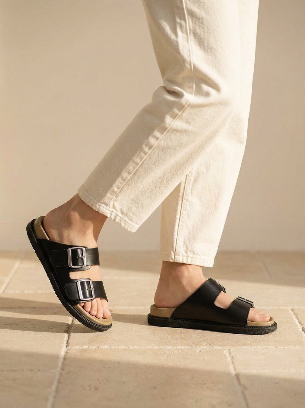 The Retro Leather One-Line Sandal